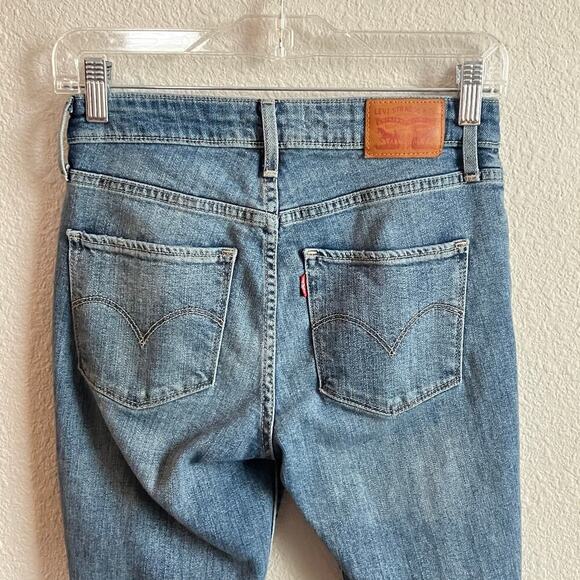 Levi's 721 High Rise Skinny Jeans Women's 26 Medium Wash Stretch Normcore - Picture 4 of 7